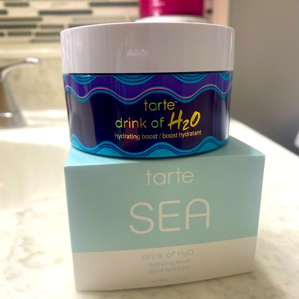 Tarte Drink of H2O